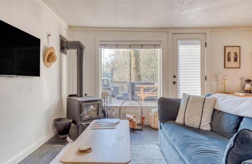 Zigzag Casa | Riverbend Cabin 1 - Lolo Bungalow