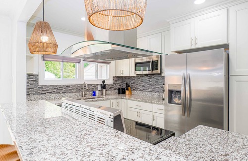 Portsmouth Casa | Rivercrest Retreat / River Front / 3 bed 2 bath