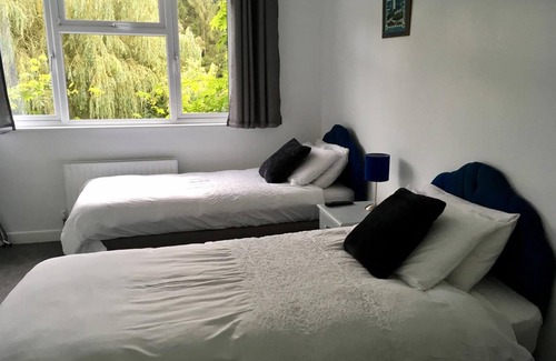 Inch Cama Y Desayuno | Riverfield Bed and Breakfast