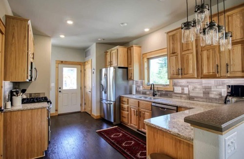 Granby Casa | Riverfront 3BR Cabin - Hot Tub, Pool, Pets
