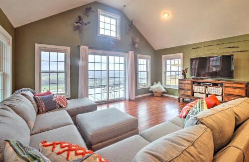 Cotter Casa | Riverfront Arkansas Retreat Near Fishing and Hiking!