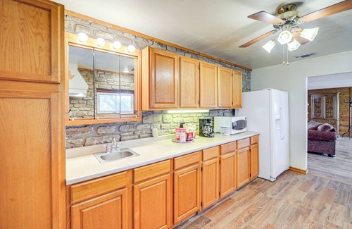 Brady Casa | Riverfront Brady Retreat on 25 Acres!