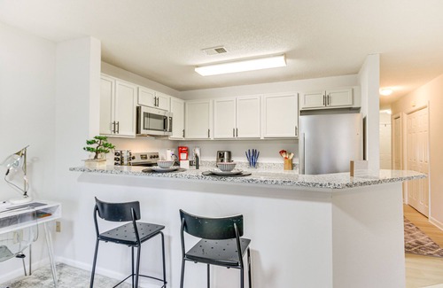 Columbia Apartamento | Riverfront Columbia Condo: 4 Mi to Usc!