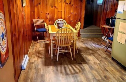 Gouldsboro Cabaña | Riverfront cottage. Hiking, fishing, relaxing, pet friendly !