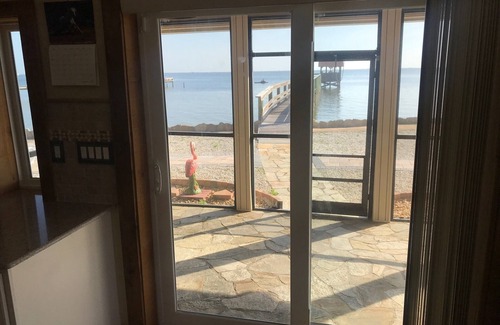Titusville Casa | Frente al río directamente frente al sitio de lanzamiento de Cabo Cañaveral