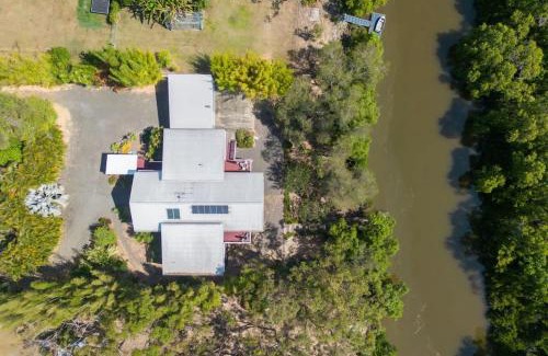 Pacific Haven Casa | Riverfront Family Haven