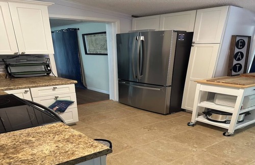 High Springs Casa | Riverfront Forest Retreat - Near Springs & UF! 3BR/2BA on the Santa Fe River!