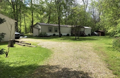 Loudonville Casa | Riverfront Get-A-Way