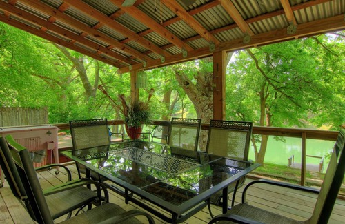 New Braunfels Casa | Riverfront Haven PRD 1062