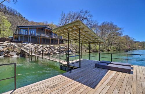 Heber Springs Casa | Riverfront Heber Springs Home with Dock and Slip!