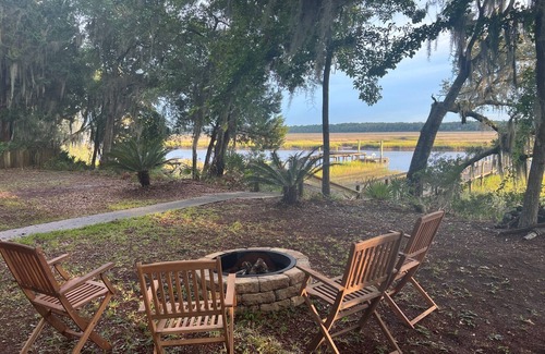 Camden Casa | Riverfront home on deep water - sleeps 12