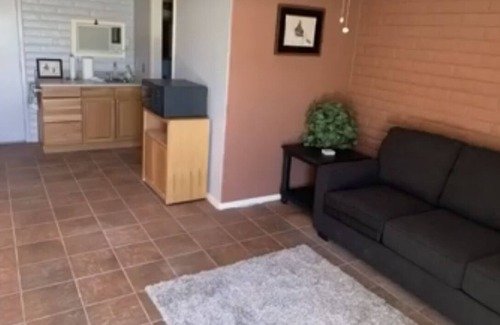 Holiday Shores Casa | RIVERFRONT HOME SLEEPS UP TO 14