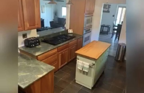 Holiday Shores Casa | RIVERFRONT HOME SLEEPS UP TO 14