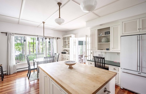 Kennebunkport Casa | Riverfront Home w/ Private Dock, Kayaks, Close To Dock Square! Dogs Allowed!