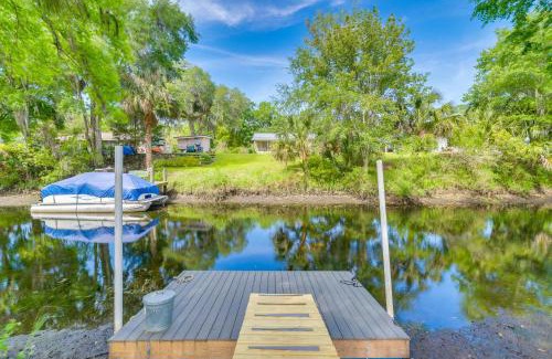 Crystal River Casa | Riverfront Inglis Duplex with Shared Dock and Fire Pit