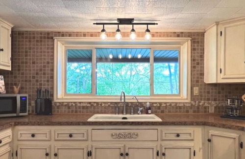 Lewistown Casa | Riverfront, Jacuzzi, Pellet Grill| Lazy Bass Lodge