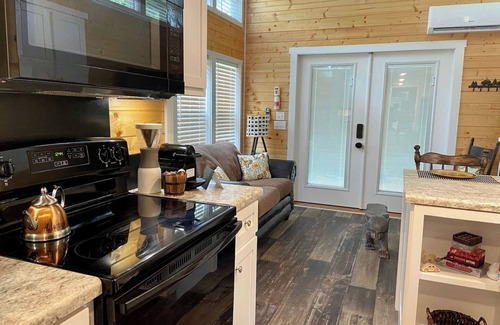 Mentone Apartamento | RiverFront l Kayak l Hiking Trail l Tiny Home - Where The Little River Runs