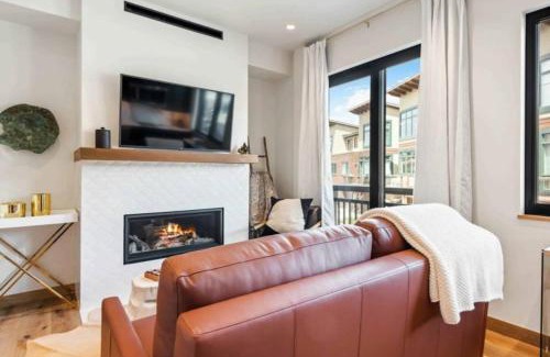 Avon Apartamento | Riverfront Lodge 109 by East West Hospitality