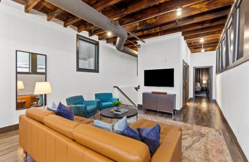 Downtown St. Louis Apartamento | Riverfront Loft-Private Roof Deck-Parking-P204