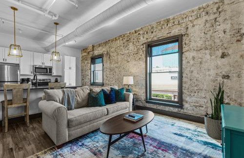 Downtown St. Louis Apartamento | Riverfront Loft - Walk to Arch, Casino, Convention Center