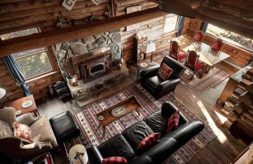 Paw Paw Casa | Riverfront Log Cabin w Fireplace Grill & Fire Pit