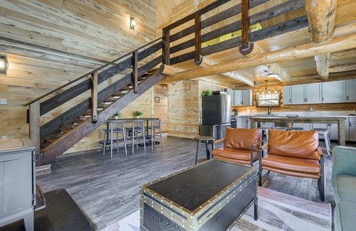 Beaverhead County Cabina | Riverfront Montana Log Cabin w/Mountain Views!