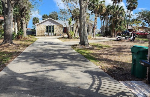 South Daytona Casa | Riverfront Oasis - Family Friendly