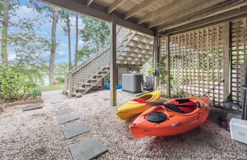 Castle Hayne Condominio | Riverfront Retreat with Gorgeous View
