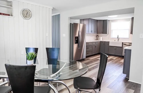 Winamac Casa | Riverfront Retreat