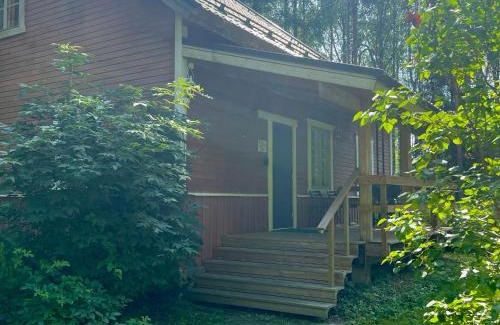 Mikkeli Apartamento | Riverfront Retreat Willa Taimen with wooden sauna & wild nature