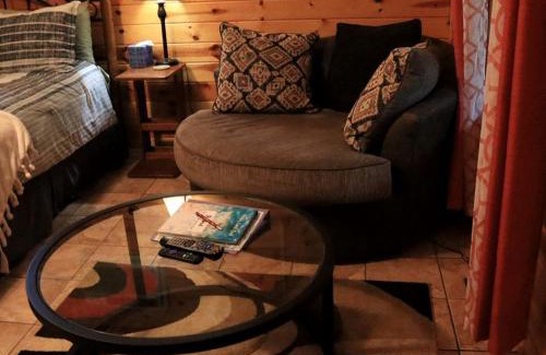 Eureka Springs Casa | Riverfront Vacation Rental with Gas Fireplace in Eureka Springs, Arkansas