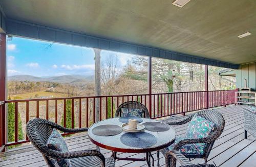 Sylva Casa | Riverhill Ridge