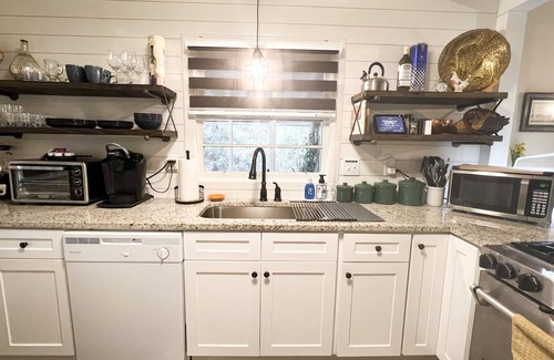 Macon Apartamento | RiverHouse - SamFrank (Unit A) - 1BD/1BA with Carport - Near Amerson River Park