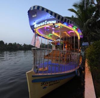Mankombu Alquiler De Eote | Riveria Caravan Houseboat