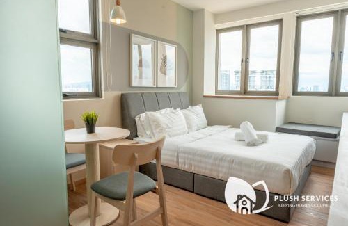 Brickfields Apartamento | Riveria City at KL Sentral by Plush