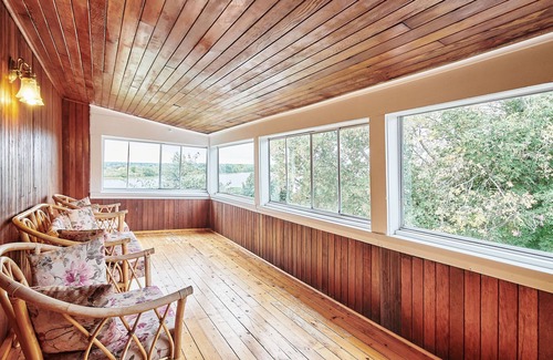 Edwardsburgh/Cardinal Casa | RIVERLEE 5-BEDROOM 3-ACRE WATERFRONT ESCAPE