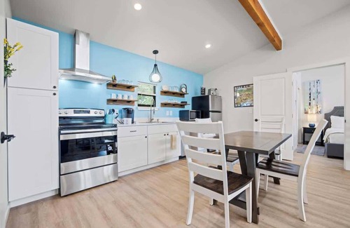 Fredericksburg Cabaña | Rivers Edge Cottages With Hot Tub