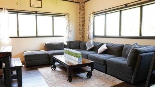 Niles Apartamento | Rivers Edge Lofts - Unit 6