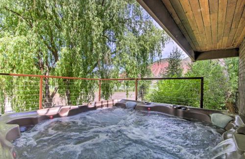 Glenwood Springs Casa | Rivers Edge Mtn Home Private Hot Tub and Views