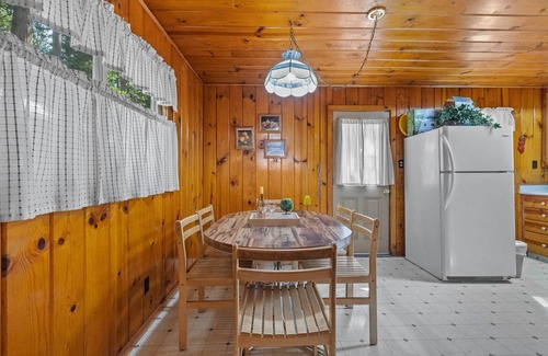Strawberry Cabina | Rivers Resort Cabin #2