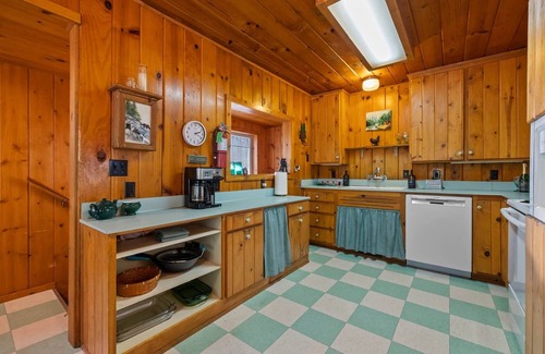 Strawberry Casa | Rivers Resort Cabin #5