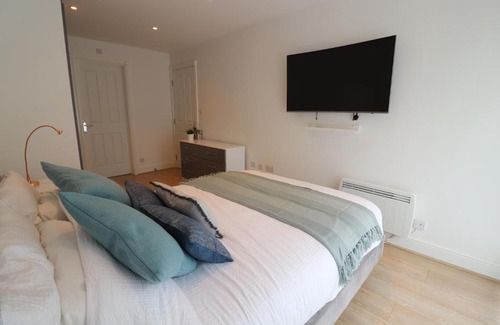 Leamington Spa Apartamento | Riverside 2 Bedroom Serviced Accommodation