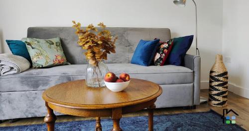Cambridge Apartamento | Riverside - 2BR & 1BR - Flat Walk to Centre with open Parking