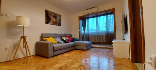 Odorheiu Secuiesc Apartamento | Riverside apartment
