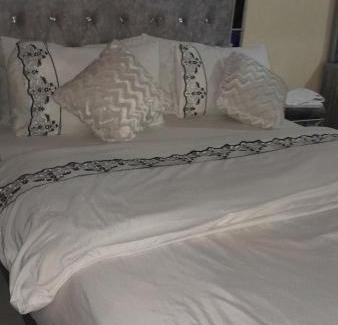 Pangani Apartamento | Riverside apartment