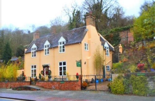 Coalbrookdale Cama Y Desayuno | Riverside Bed & Breakfast