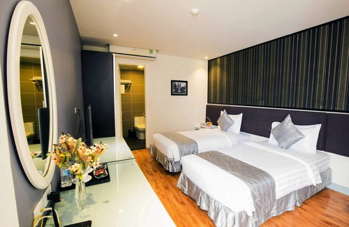 Hai Ba Trung Hotel | Riverside Boutique Hotel