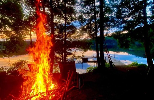 Chelsea Chalet De Esquí | Riverside Cabin by GatineauPark/NordikSpa... 17min to Ottawa