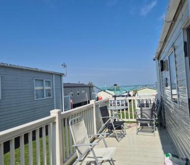 Isle of Grain Apartamento | Riverside Caravan Hire, Haven Kent Coast