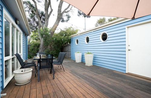 Barwon Heads Casa | Riverside Charm - A stone's throw to the river